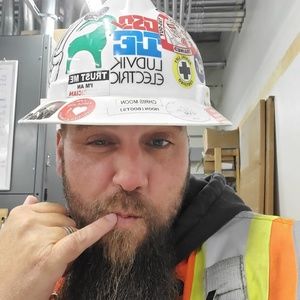 Meet your Posher, Chris